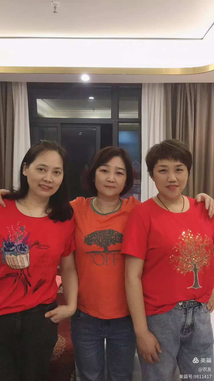 给王萌张凤祺送去祝福的妈妈团